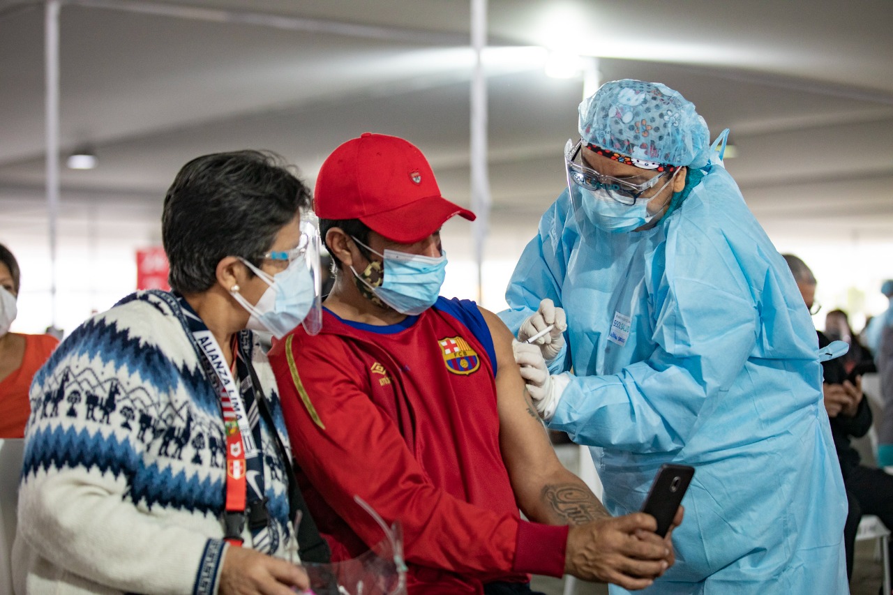 Vacunatón en el Parque de la Exposición atendió a más de 8,000 vecinos de Lima